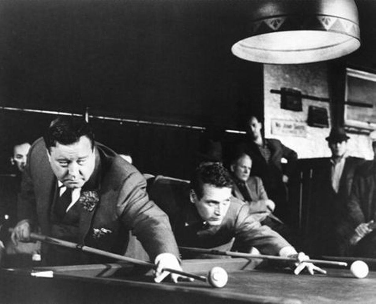 Jackie Gleason and Paul Newman match skills in "The Hustler."