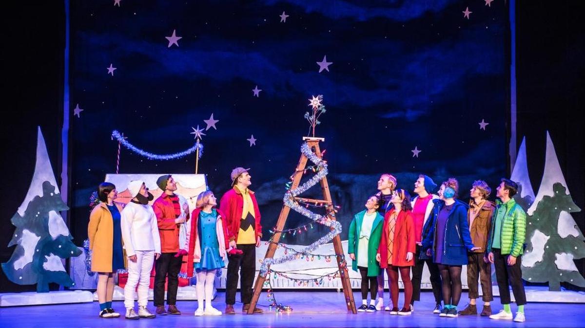A live touring production of "A Charlie Brown Christmas" comes to the Gallo Center.