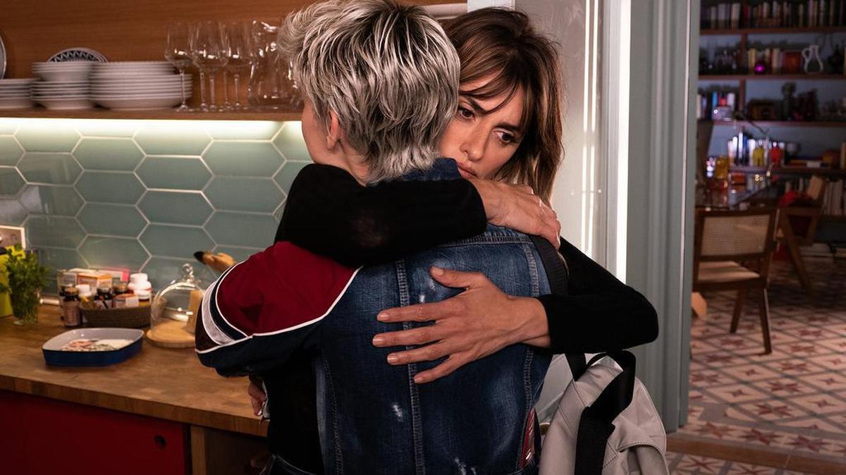 Milena Smit, left, and Penelope Cruz are the "Parallel Mothers" in Pedro Almodovar's film.