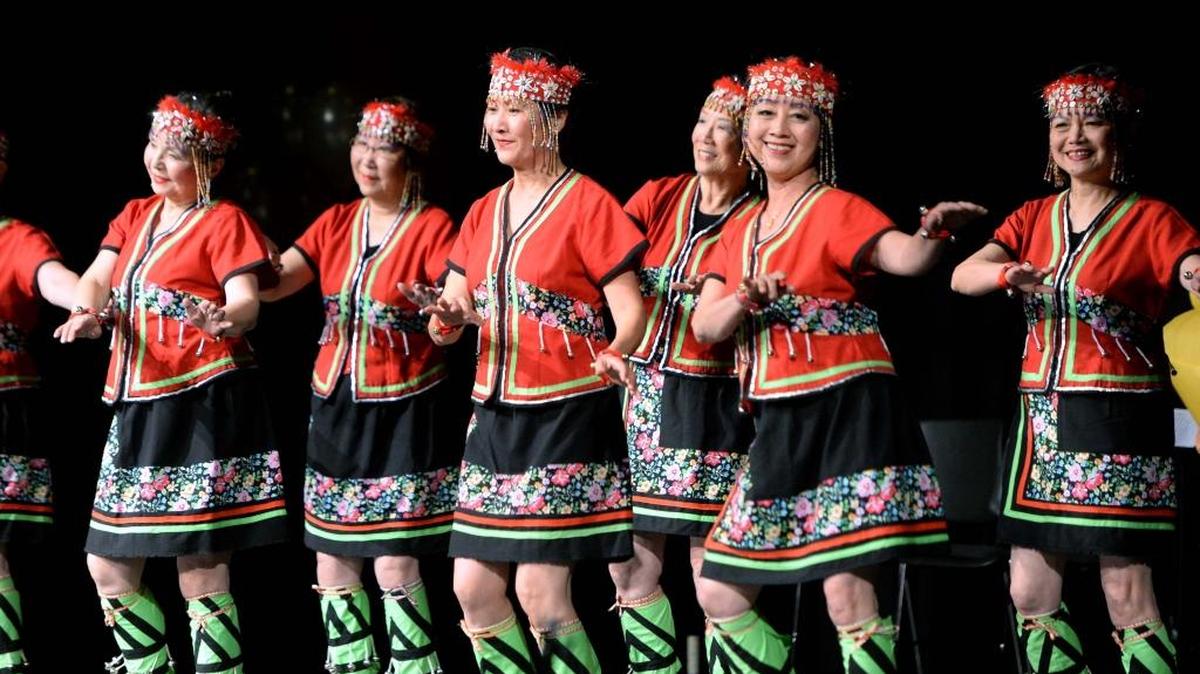 The Stanislaus Chinese Association presents its Chinese New Year party on Sunday.
