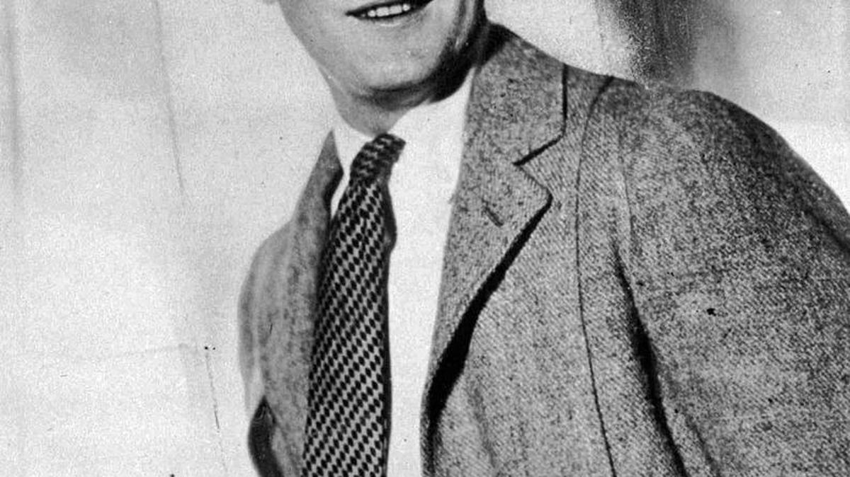 
A manuscript for a previously unpublished short story by American writer F. Scott Fitzgerald, seen here in the 1920s, “Temperature,” is receiving its publishing debut in the current issue of the literary quarterly The Strand. 

