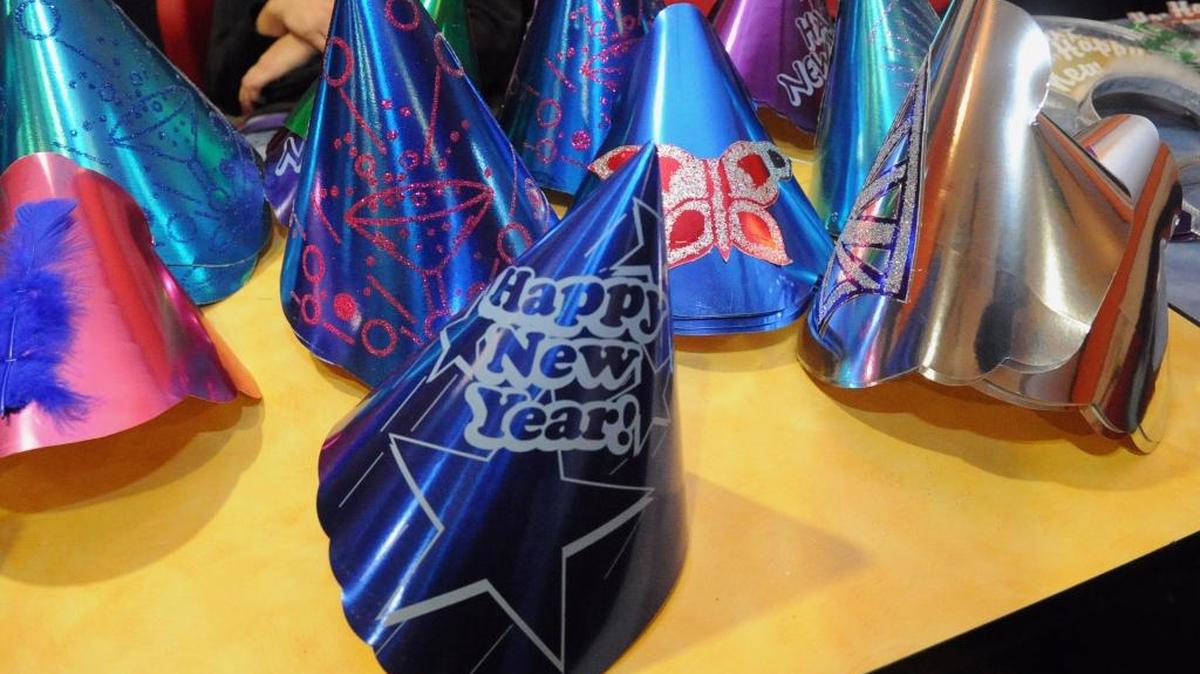 Yosemite Lanes brings back its family-friendly New Year’s Eve party.