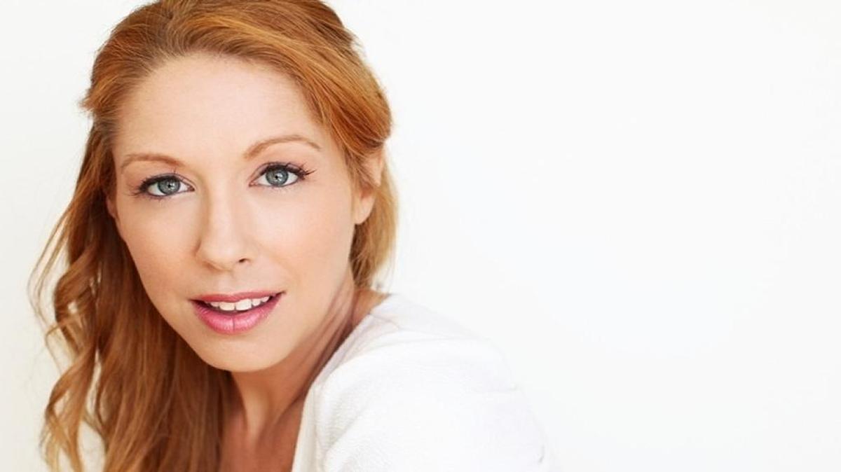 
Townsend Opera will give a series of its Townsend “Opera Remix” shows in Merced, Turlock and Lodi featuring opera singers Christopher Bengochea, Danielle Bond (pictured), Christine Capsuto, Carrie Hennessey and Gregory Pyatt. 
