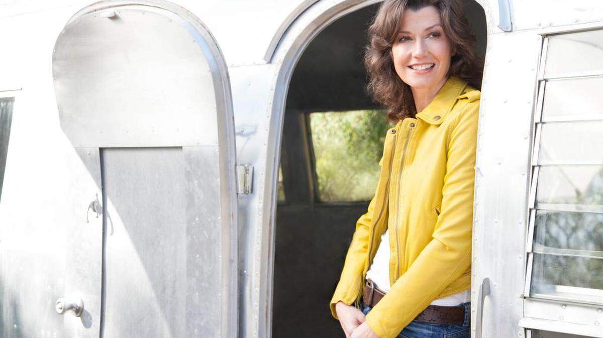 Amy Grant will be the inaugural performer at the new Fruit Yard Amphitheatre in Modesto.