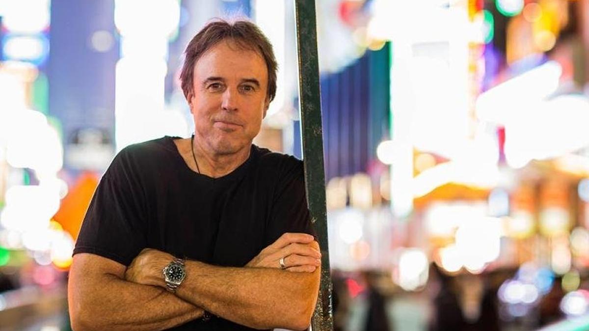 Kevin Nealon plays the Gallo Center this weekend.
