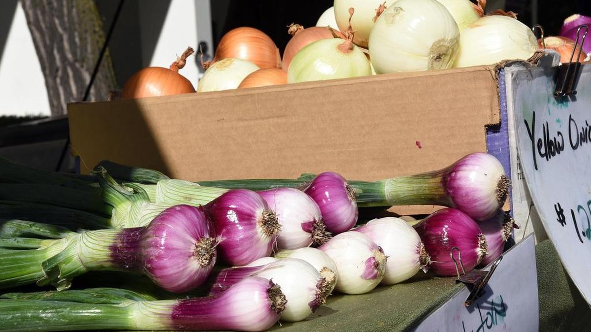 
The Modesto Certified Farmers Market on 16th Street continues on Thursdays and Saturdays through December.
