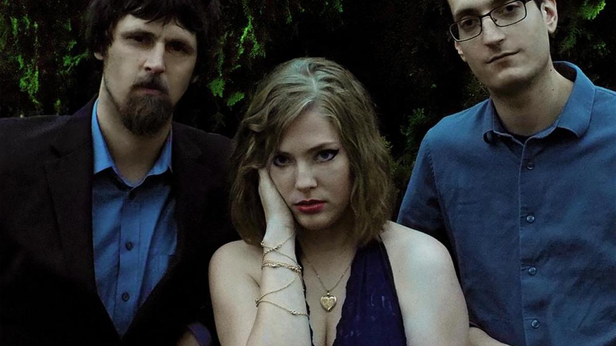 Central Valley group Lisette and the Loudmouths will be featured at the Modesto Unplugged and ModestoView sponsored monthly acoustic series Music at the GMC on Friday, June 17, at Gottschalk Music Center in Modesto.