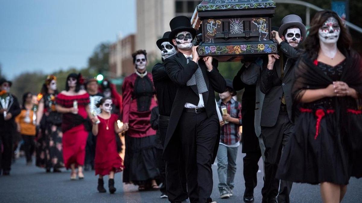 Celebrate Dia de los Muertos Saturday in Modesto.