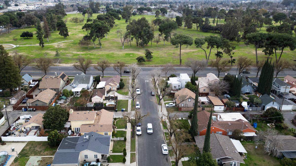 West Modesto housing and the former municipal golf course in Modesto, Calif., are pictured Friday, Jan. 12, 2024. Modesto is assessing affordable housing projects like repurposing the Modesto Municipal Golf Course, according to Jessica Hill, the city’s director of community and economic development.