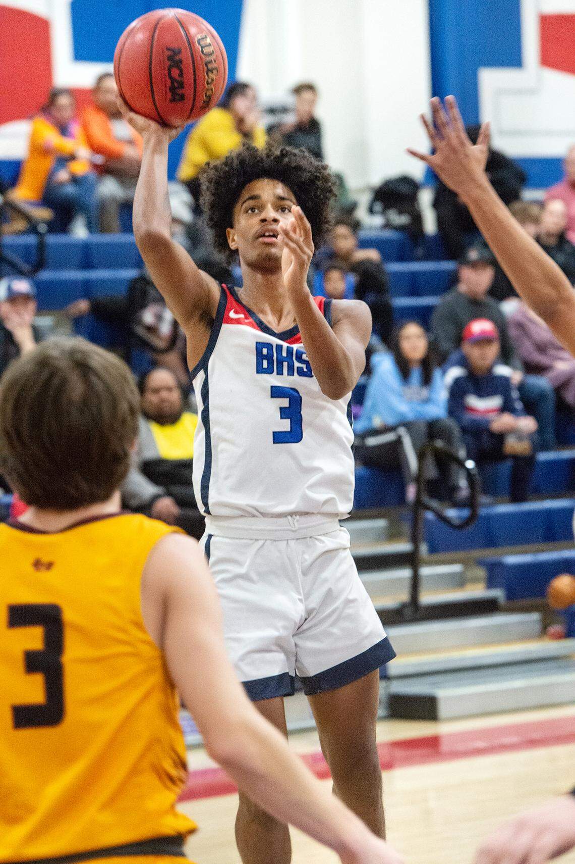Beyer Jamal Davis scores on a jump shot during the Western Athletic Conference game with Los Banos at Beyer High School in Modesto, Calif., Wednesday, Jan. 4, 2023.