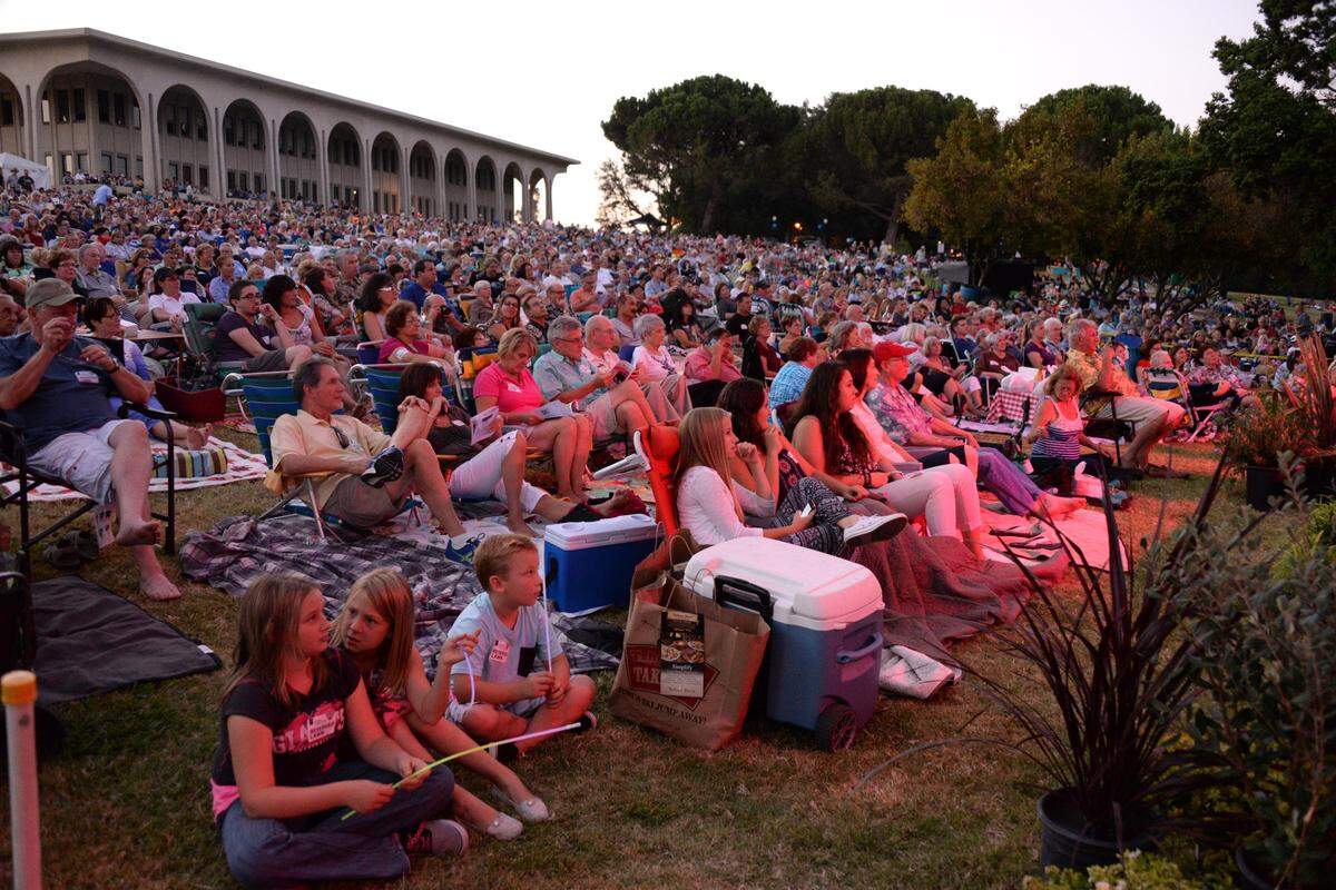 Modesto Symphony Orchestra Picnic at the Pops 2014.