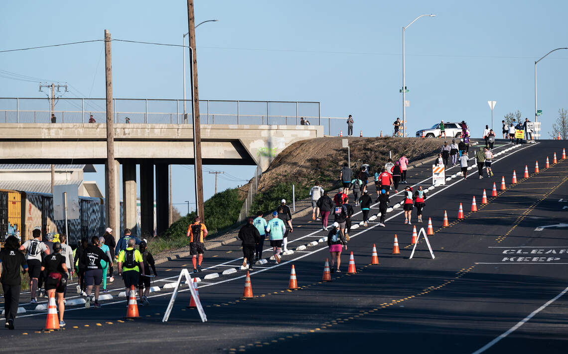 Modesto Marathon races heat up a chilly morning | Modesto Bee