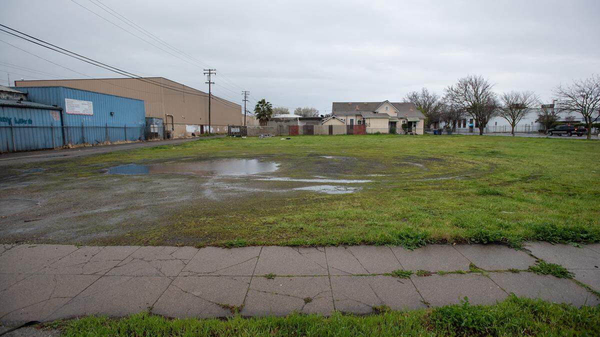 Proposed site for affordable housing development Seventh Street Village at Seventh and J Streets in Modesto.