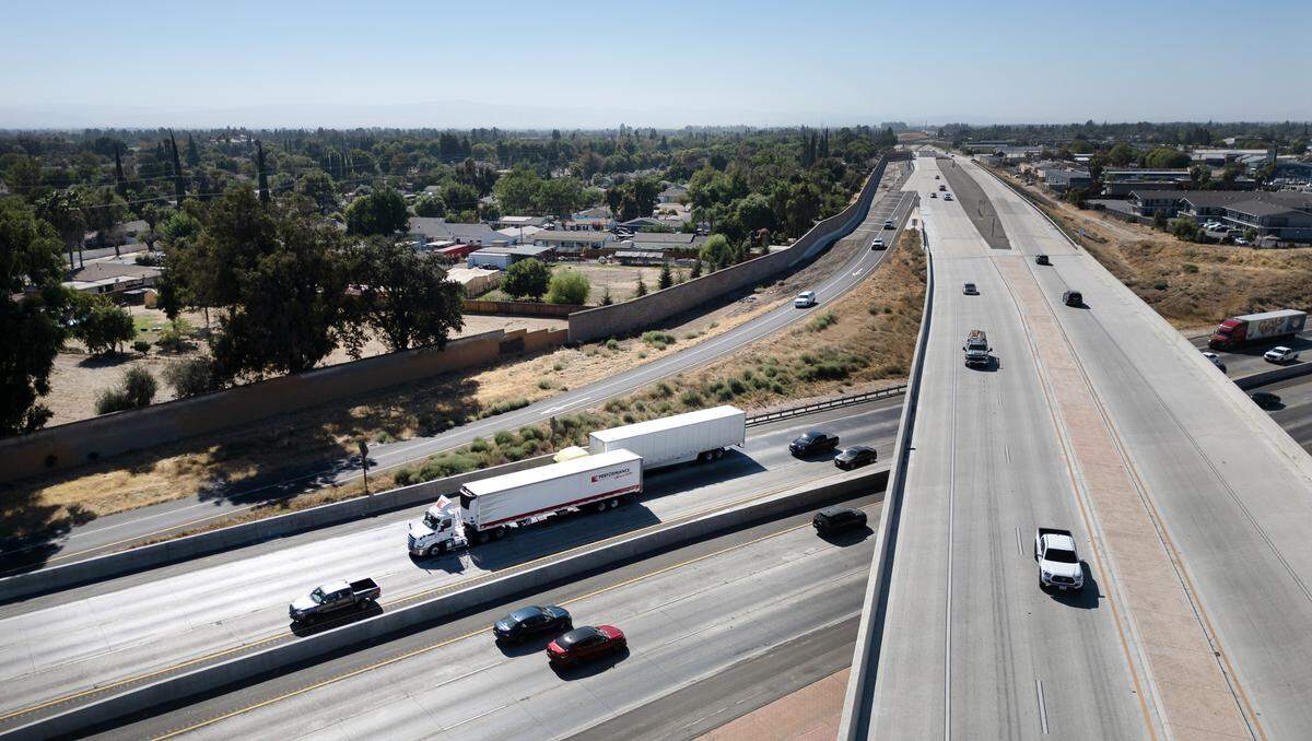 Highway 132 looking west from Highway 99 in Modesto, Calif., Tuesday, Sept. 10, 2024.