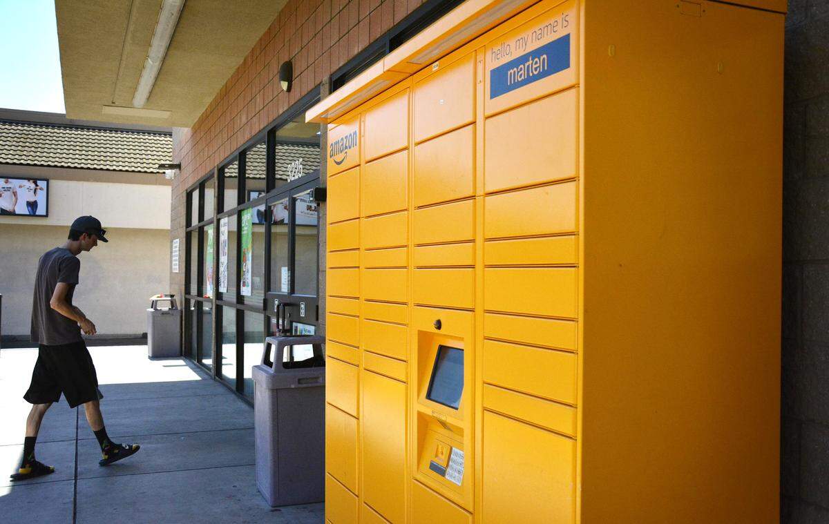 Amazon has installed new Hub Lockers in various locations in Modesto and the Central Valley. The locker outside of a 7-Eleven on McHenry Avenue pictures Sept. 12, 2019.