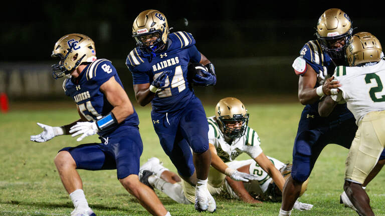 Prep football roundup: Raiders continue to roll, winning second straight at home