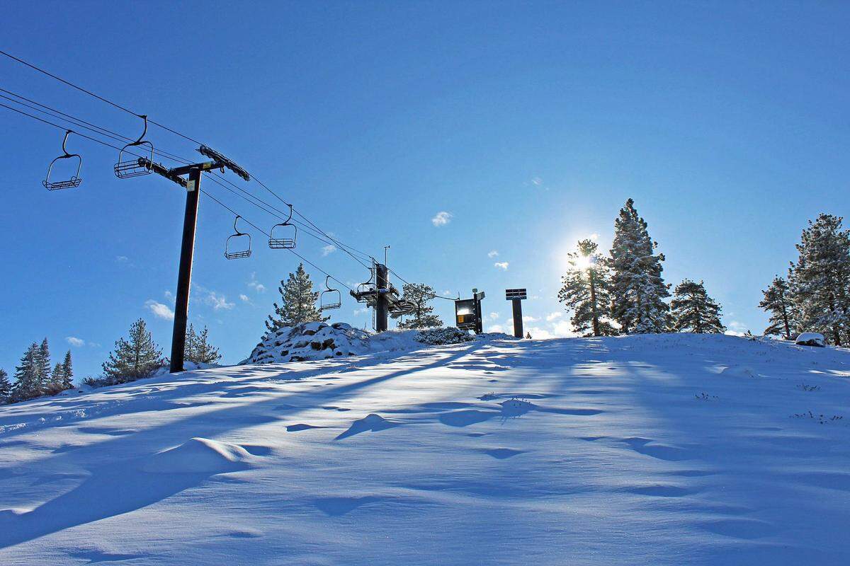 A look at a slope below Chair 3 at Dodge Ridge at midmorning on Nov. 27, 2017, hours after 9 inches of snow fell on the ski resort in Pinecrest, California.