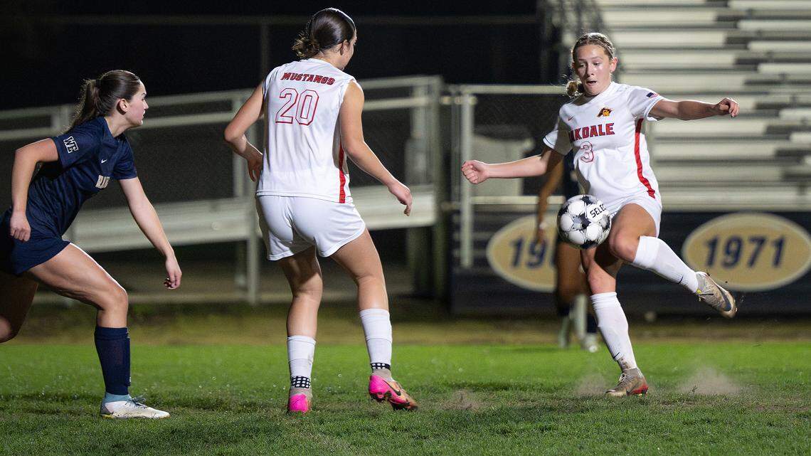 Oakdale girls soccer, Escalon girls basketball earn NorCal playoff wins