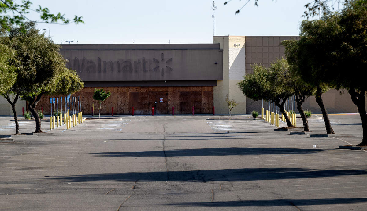 Former Walmart store on Hatch Road in Ceres, March 27, 2026.