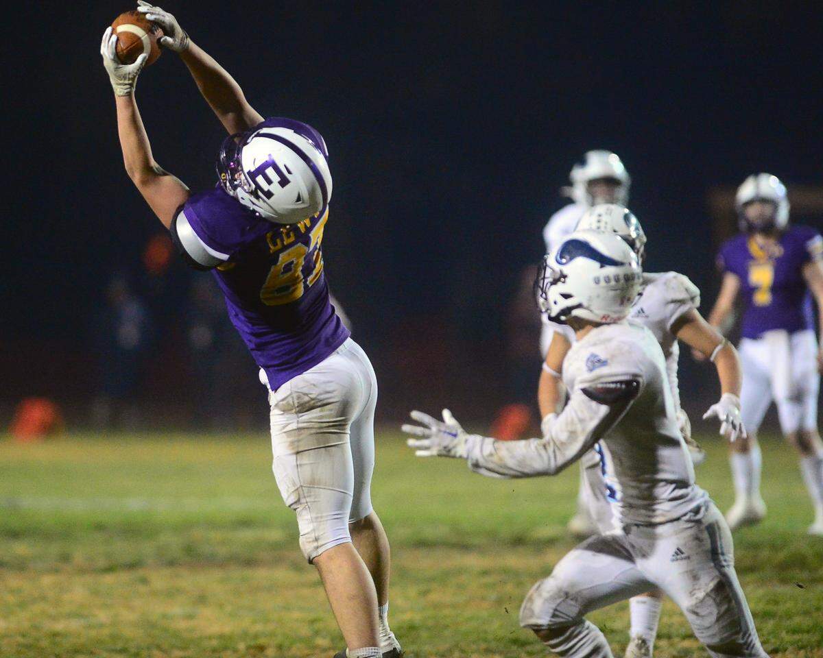 Escalon tight end Ryan Lewis reaches up to catch the ball during a 2022 CIF NorCal Division 4-AA Bowl Game between EscalonHigh School and Pleasant Valley High School at Escalon High School in Escalon CA on Dec. 2, 2022. Escalon won the game 42-20.