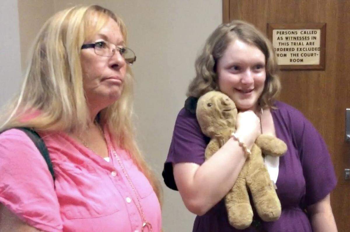 Boni Driskill and her granddaughter Haleigh are pictured together Wednesday morning (09-13-17) after their victim impact statements at a hearing for David Aguilar at the Stanislaus County Superior Courthouse in Modesto, Calif. Driskill’s daughter, Haleigh’s mother Lacy Marie Ferguson was killed in a drive-by shooting in August of 2003.
