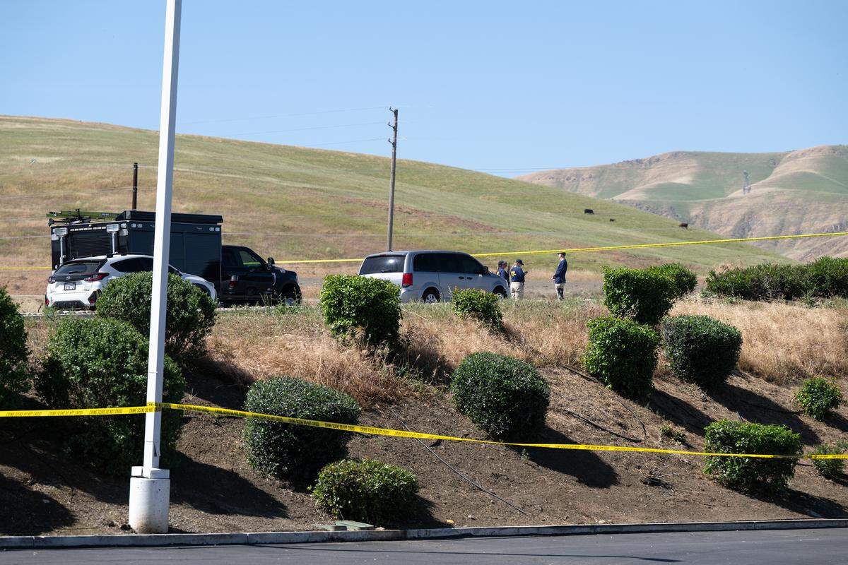 Members of the FBI evidence response team on Sperry Avenue in Patterson, Tuesday, April 7, 2026. 