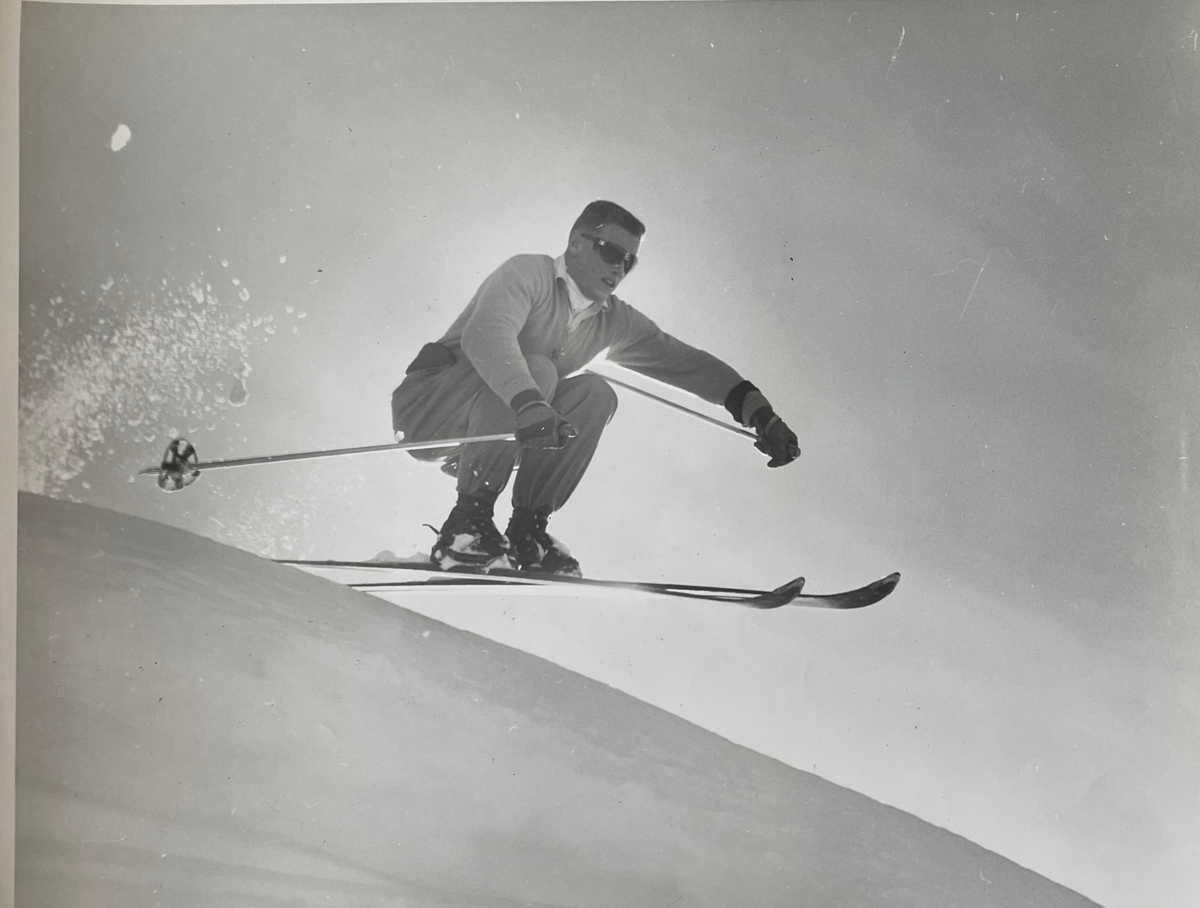 Gardner Smith at Dodge Ridge near Pinecrest, California, in January 1952.