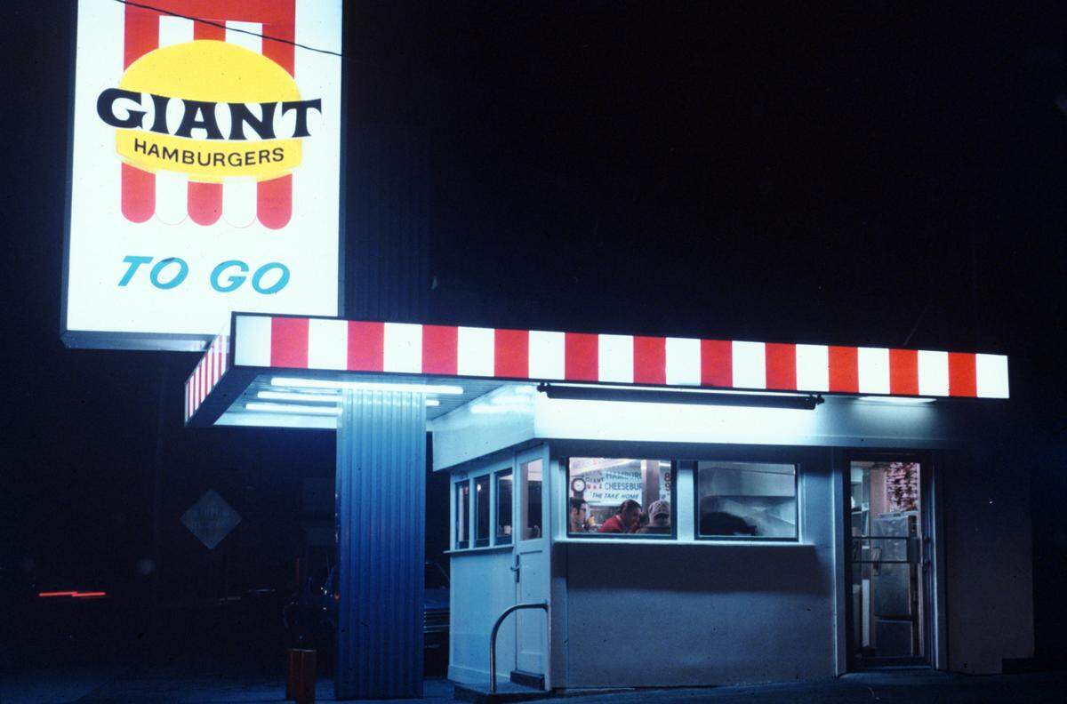 The original Nation’s Giant Hamburgers at the corner of San Pablo Avenue and San Pablo Dam Road in San Pablo, Calif. shown in an archival image from the 1960s.