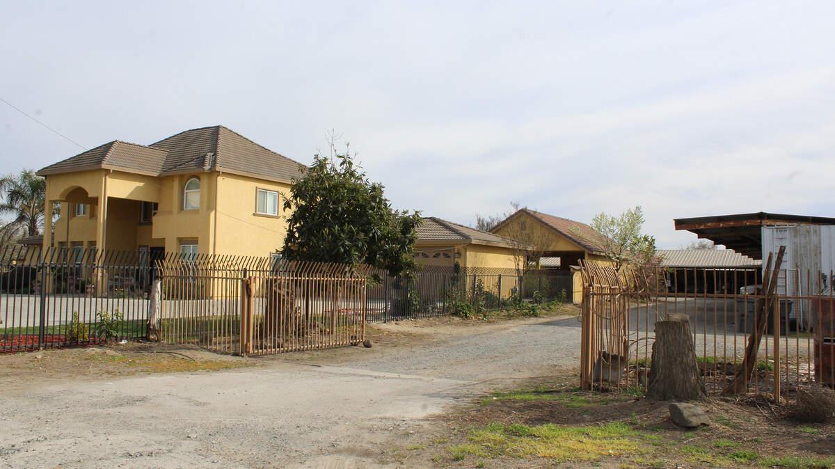 Propiedad en el domicilio que el Departamento del Trabajo de Estados Unidos tiene registrada para Pérez Bros Farms en Turlock, California, el 3 de marzo de 2022. El departamento multó a la granja por violar el programa de trabajadores agrícolas H-2A después de completar una investigación en diciembre de 2019.