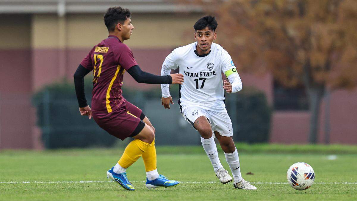 Nationally ranked No. 3 Stanislaus State men’s soccer defender Samuel Villanueva dribbles upfield against No. 8 Midwestern State in the NCAA Division II Super Region IV Third Round at Warrior Stadium on Sunday, Nov. 30 at Warrior Stadium in Turlock, Calif.