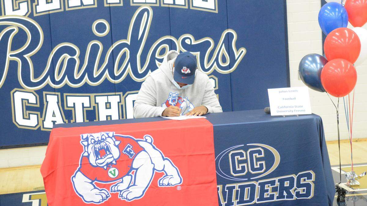 Central Catholic senior lineman Julius Lewis signed with Fresno State on Wednesday, Dec. 16, 2020. Lewis said Fresno State was his “dream school”.