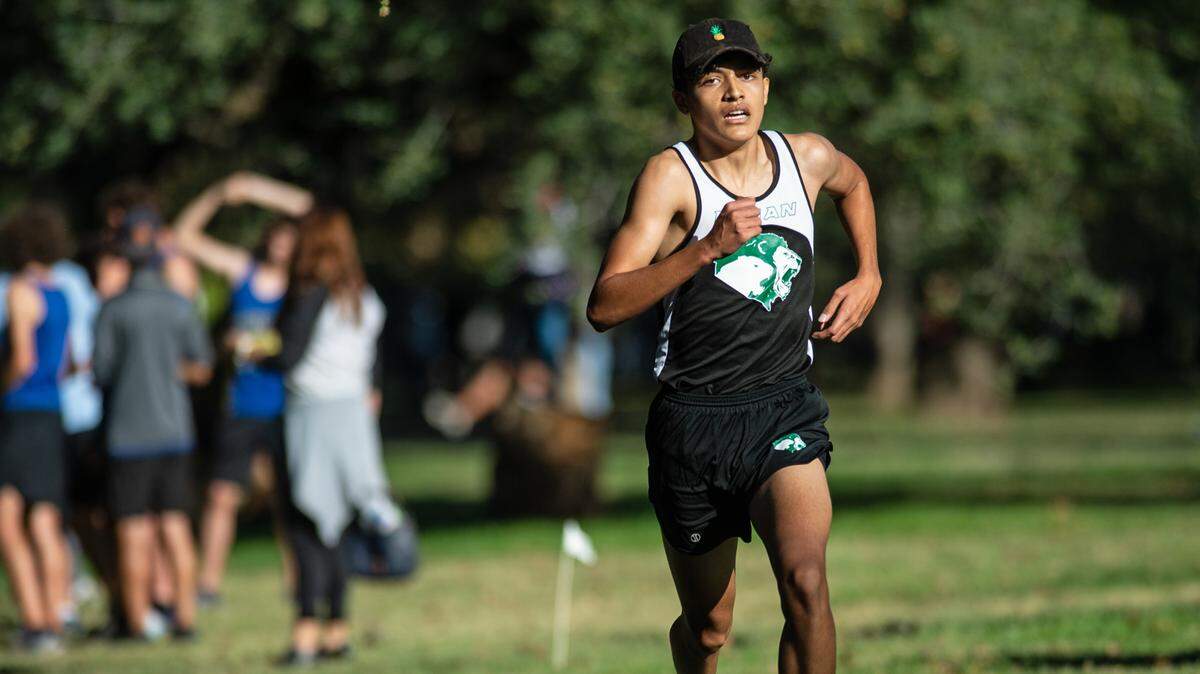 Damian Garcia, seen here competing in a CCAL race in late October, advanced to the 2021 CIF State Meet.