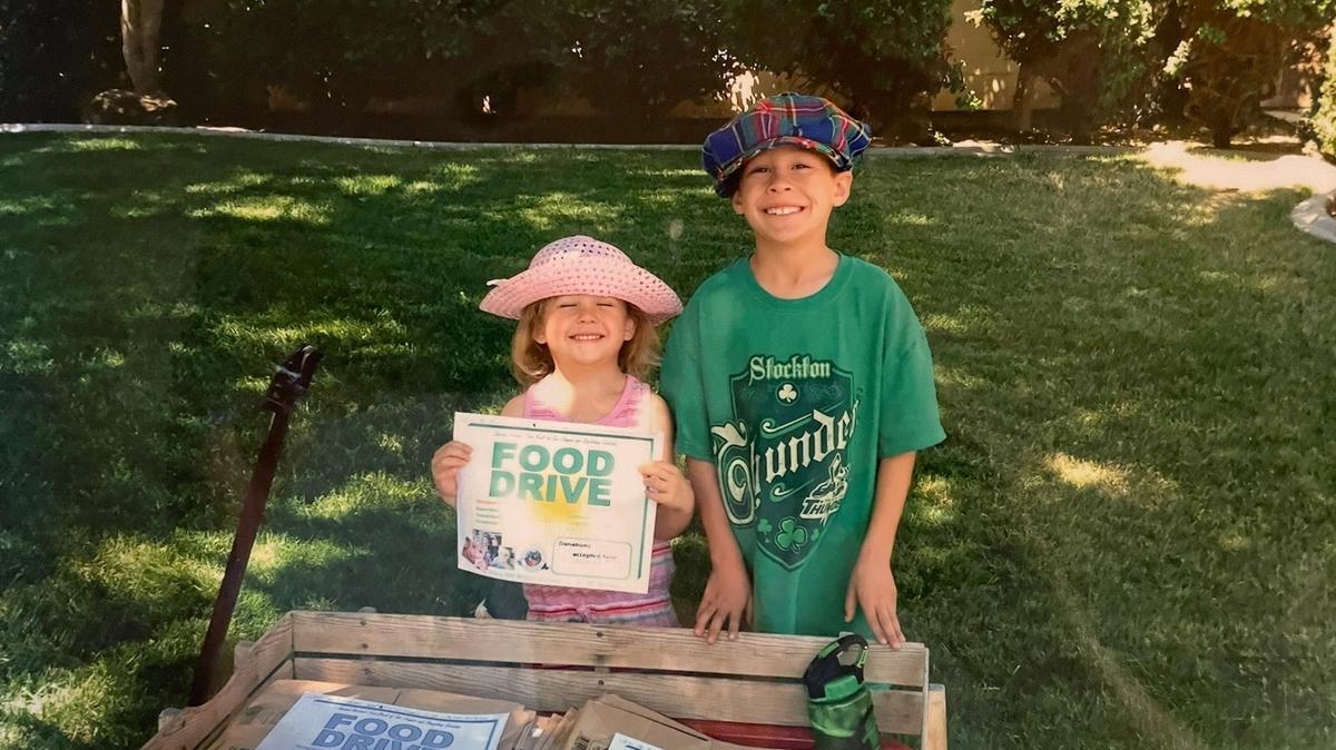 Knobel siblings Zach, then 7, and Faith, then 4, started a food drive in 2013 for their community, as a way to give back over Thanksgiving.