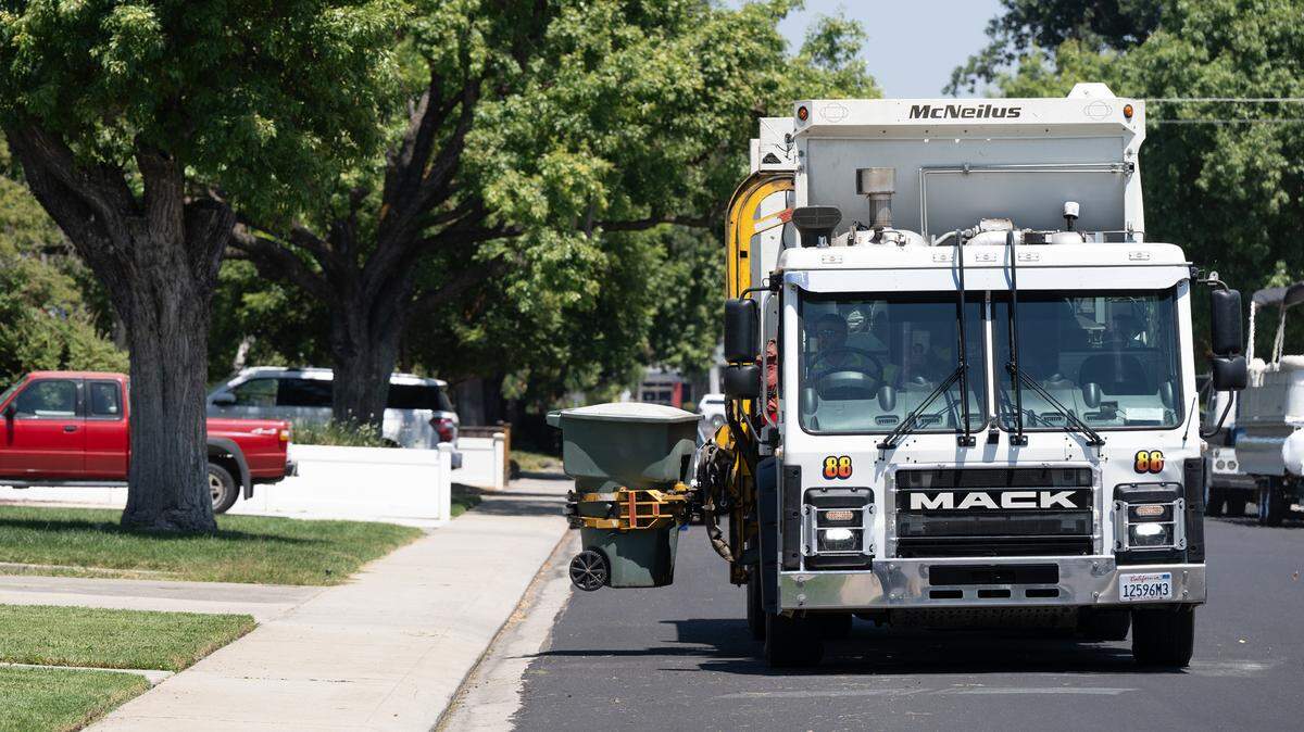 Will garbage pickup be delayed this holiday season in Modesto? Keep these dates in mind