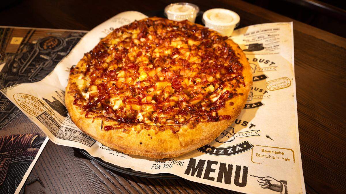 Miner Moe’s BBQ chicken pizza at Gold Dust Pizza Express in Modesto.