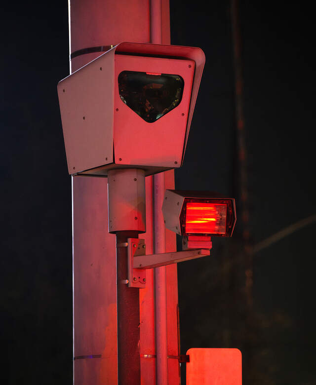 New Modesto red-light cameras impose $485 fine | Modesto Bee