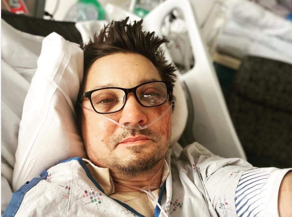 Jeremy Renner posted this photo on his Instagram page Tuesday, with the message, “Thank you all for your kind words. I’m too messed up now to type. But I send love to you all.”