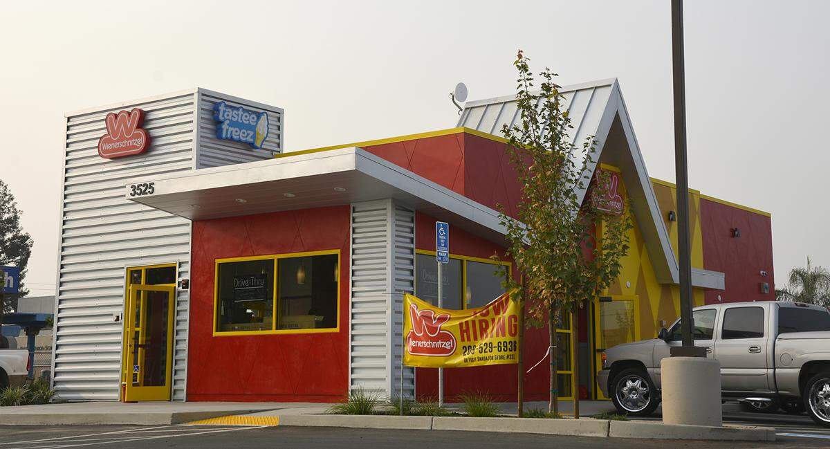 A new Wienerschnitzel restaurant is set to open on Yosemite Boulevard in Modesto, Calif.