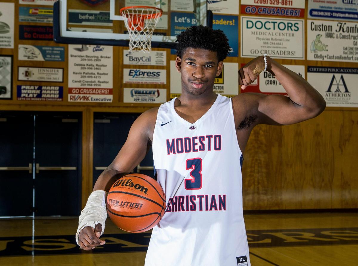 Aaron Murphy of Modesto Christian and Alicia Jones of Beyer High are the Boys and Girls Bee’s Basketball Players of the Year for 2019.