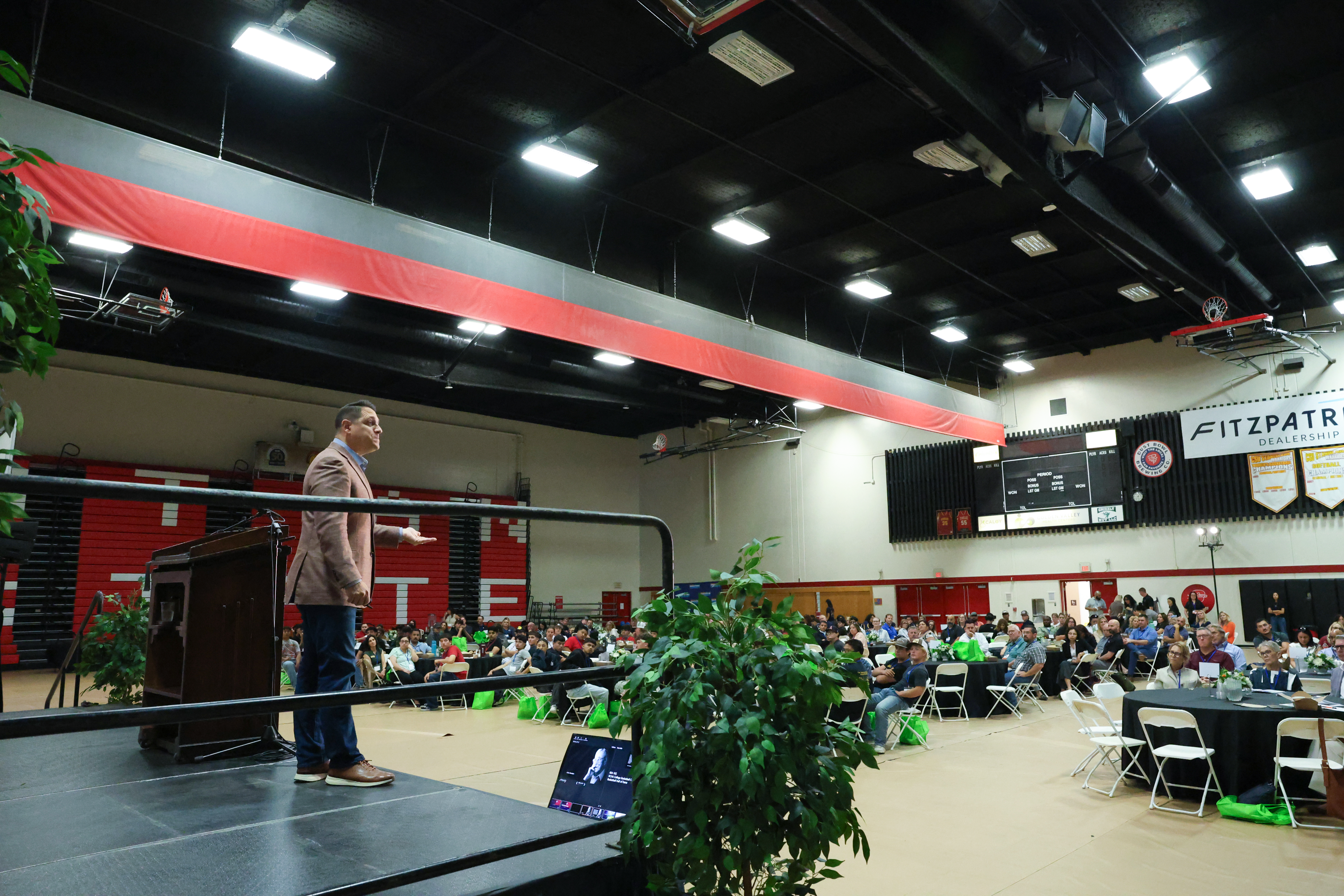 500+ Central Valley manufacturers, educators and students gather to build local talent