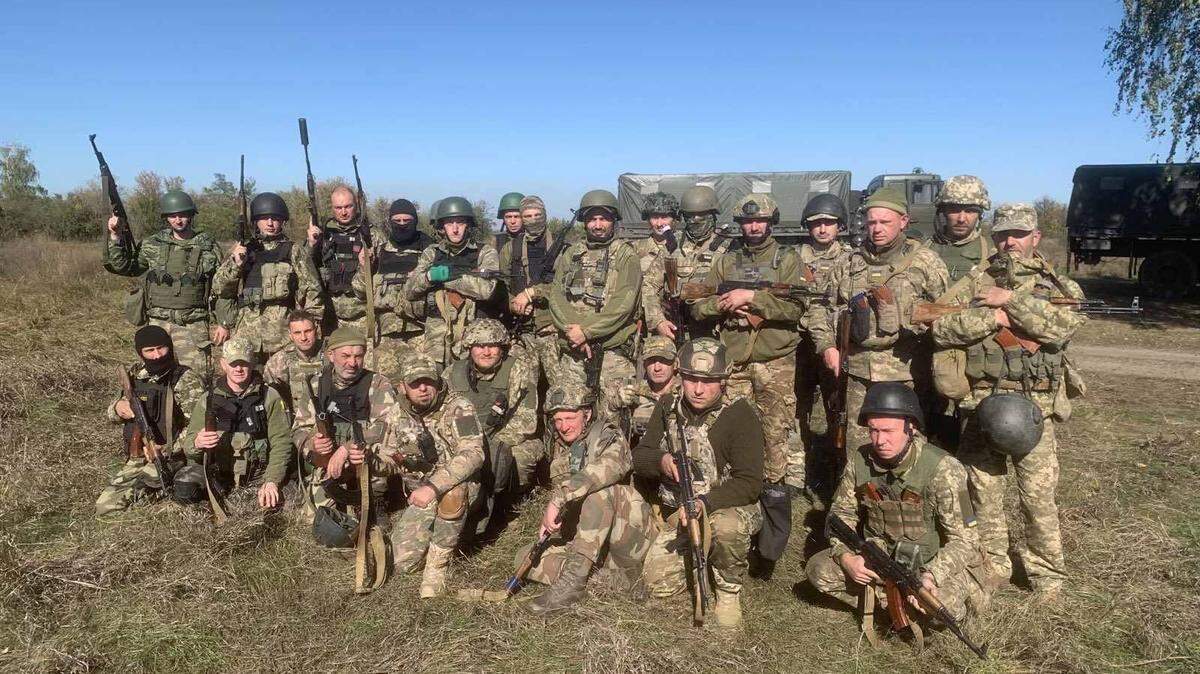 Donations from Modesto, Calif. help fund medical supplies, bulletproof body armor and night-vision goggles to these soldiers holding off Russian forces in east Ukraine.