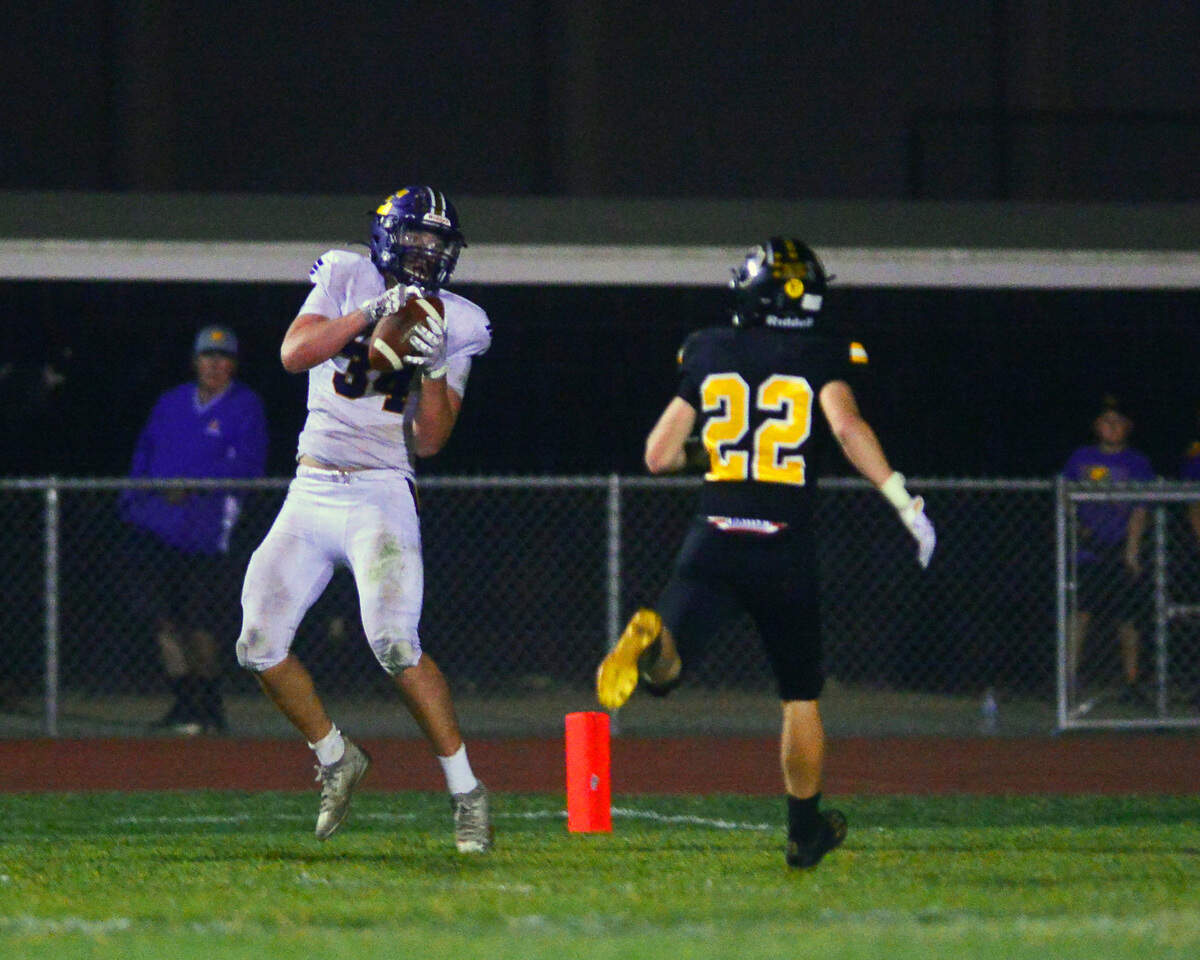 Escalon Tight End Ej Lewis catches a touchdown pass during a football game between Hughson High School and Escalon High School at Hughson High School in Hughson California on September 17, 2021