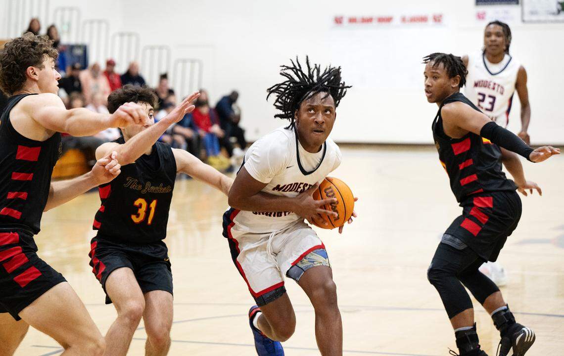 Modesto Christian’s Jeremiah Bernard drives to the basket during the game with Berkeley at Modesto Christian High School in Salida, Calif., Saturday, Dec. 16, 2023.