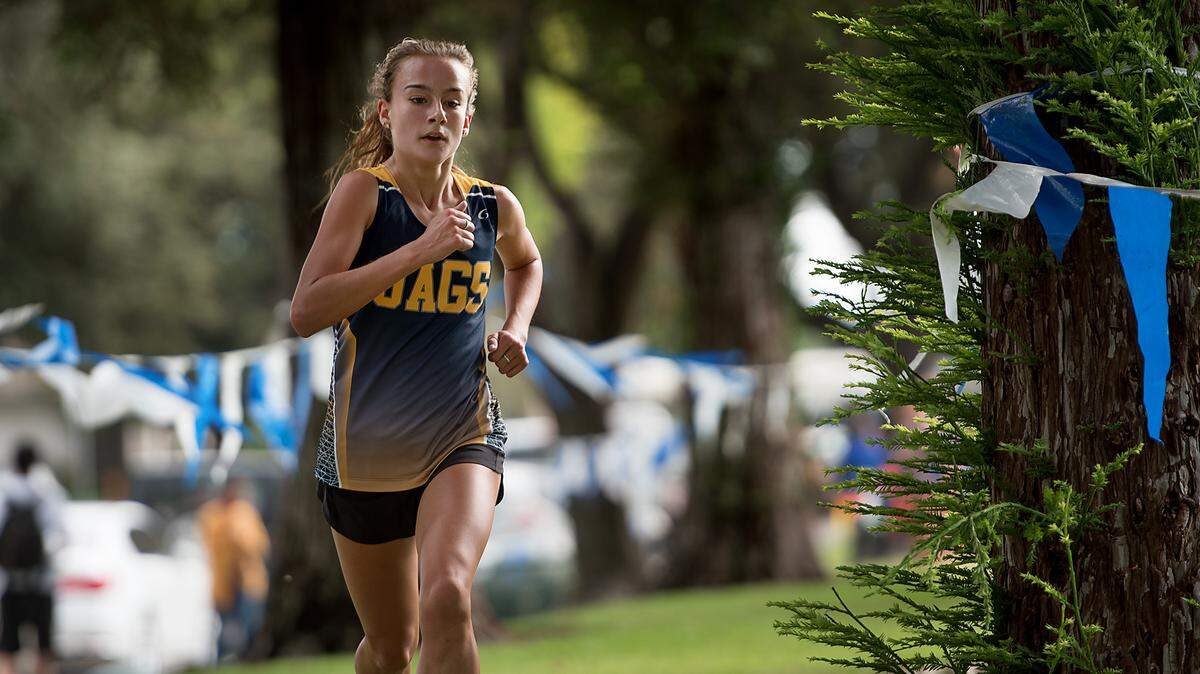 Madison Kackley finished 12th at the CIF State Cross Country Meet in Fresno on Nov. 24. Kackley, pictured here during a CCAL meet on Oct. 3, 2018, is the Bee’s Girls Cross Country Runner of the Year.