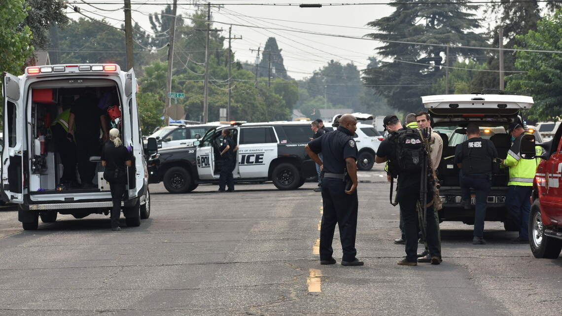 Man who died in triple stabbing in Oakdale identified