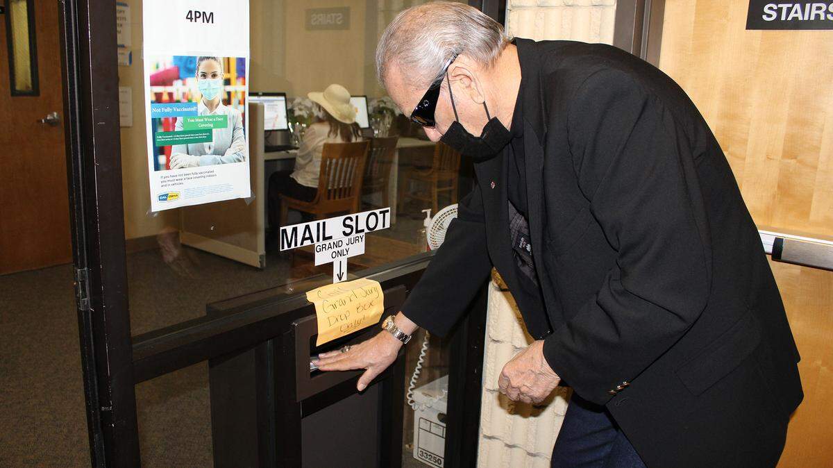 Louie Arrollo submits a Ceres citizens group’s complaint against the Ceres city government at the Stanislaus County Grand Jury’s office in Modesto, Calif., on March 7, 2022.
