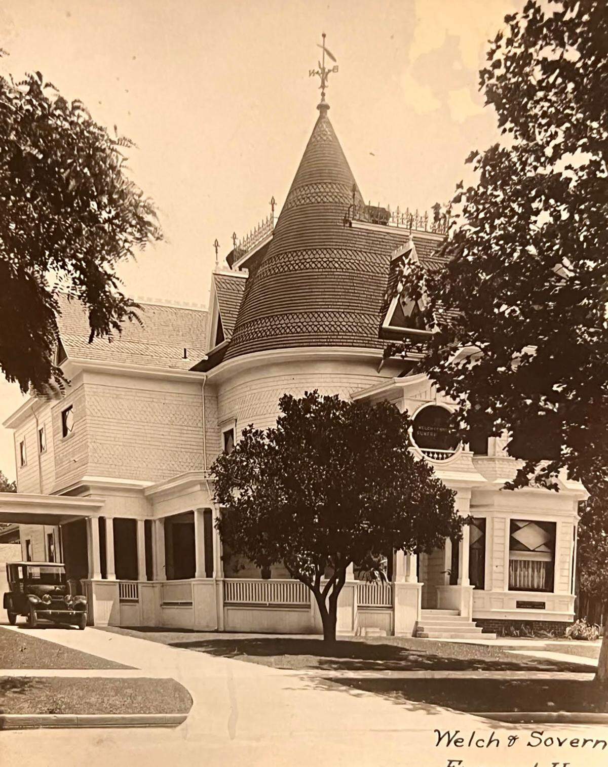 A 1920s photo shows a funeral home in Modesto, California, that later would be sold to Franklin & Downs. The building still had its original Victorian facade, later replaced by the Colonial style. The structure suffered heavy damage in a fire on July 16, 2024.