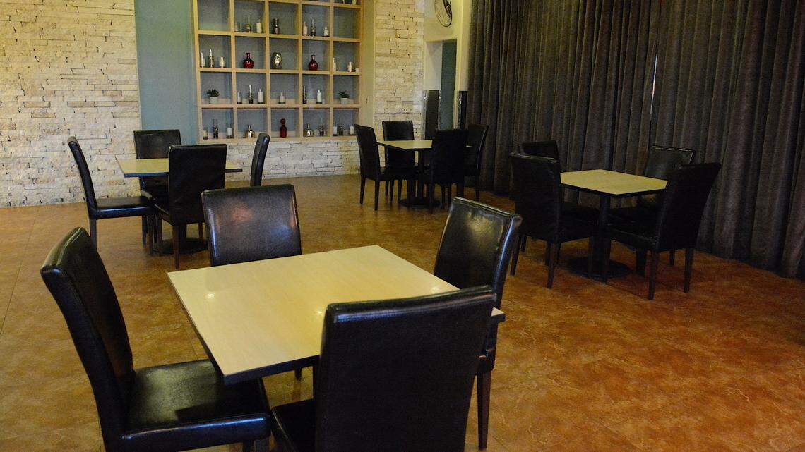 Restaurants can re-open indoor capacity at 25 percent after Stanislaus County moved into the red tier of the state’s coronavirus reopening strategy. La Parrilla on McHenry Ave. in Modesto spaced out tables and installed glass barriers around their restaurant booths.