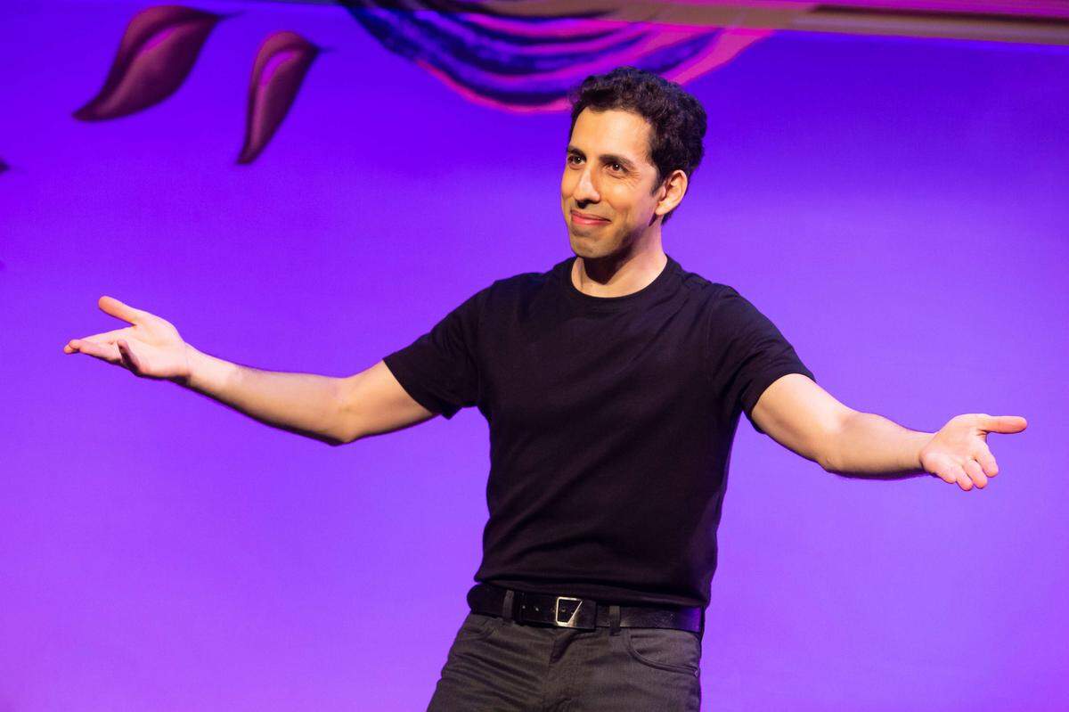 Illusionist Vitaly will bring his show to the Gallo Center.