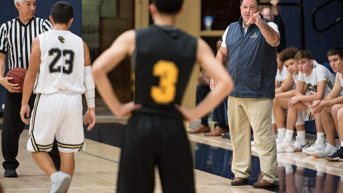 Central Catholic coach Mike Wilson directs his team during the 2018 Mark Gallo Invitational at Central Catholic High School in Modesto, Calif., Wednesday, Dec. 12, 2018. Central Catholic won the game 53-39.